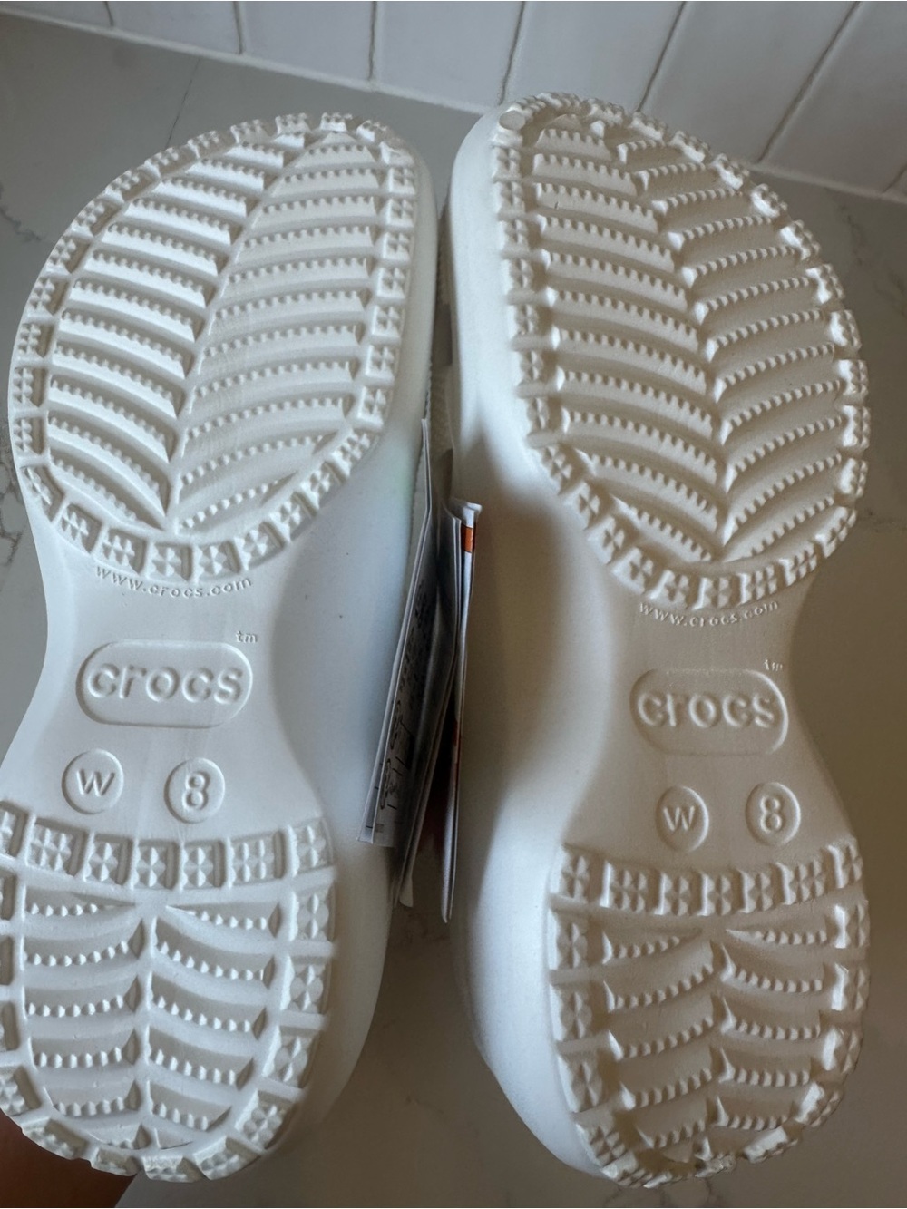 NWT Crocs Classic Platform Clog White - Picture 5 of 7